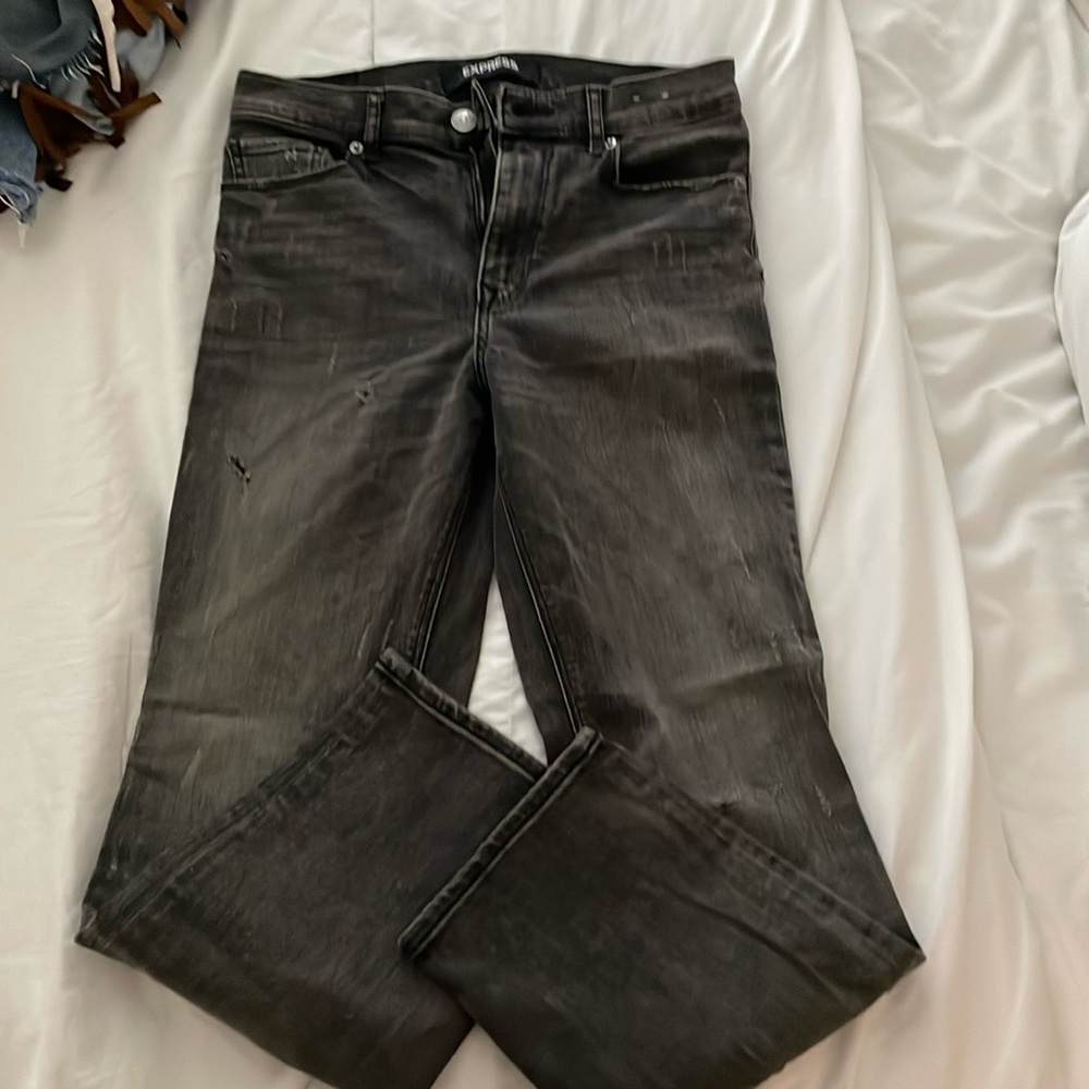 Like New cropped black Express Jeans!